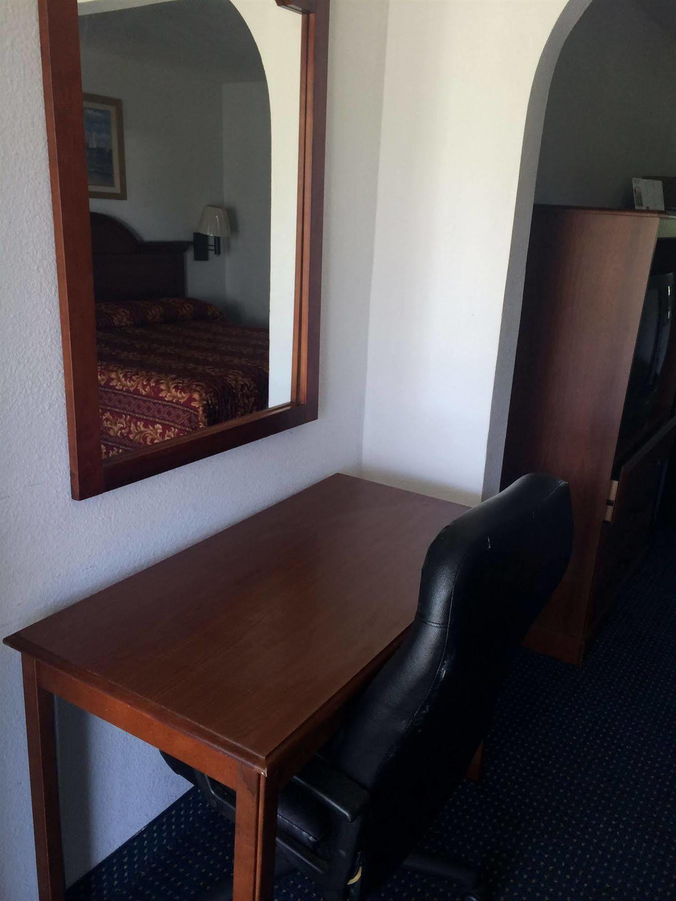 Broadway Inn Express Biloxi Dış mekan fotoğraf